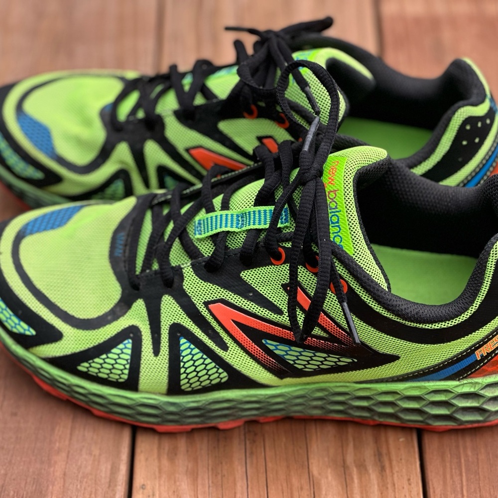 New Balance Men's MT980 Fresh Foam Trail Running Shoes - Picture 2 of 6